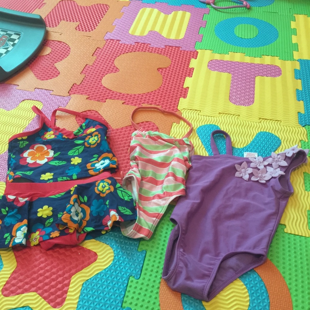 Bundle 3 swimsuits size 24M